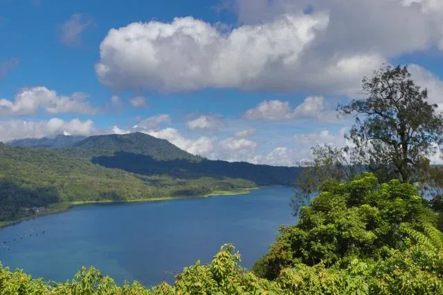 Danau Tamblingan