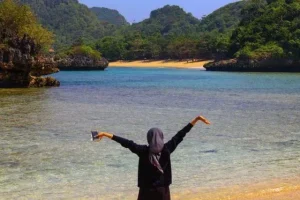 Pantai Gatra Malang