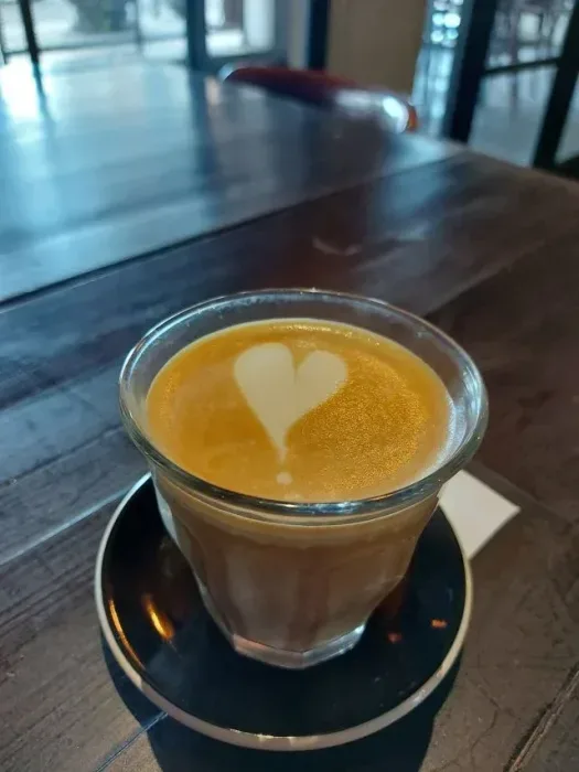 black ground cafe & eatery