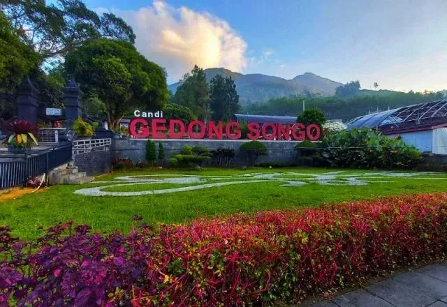 candi gedong songo