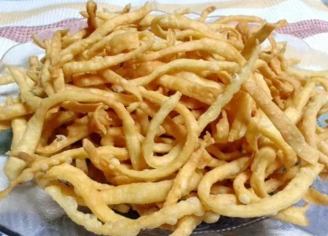 kue ladrang banyuwangi