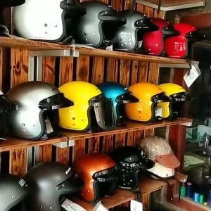 toko helm jogja