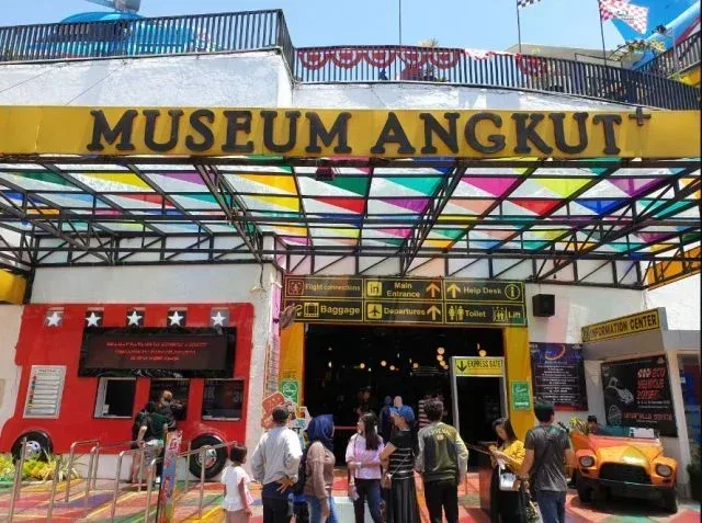zona hall utama1
