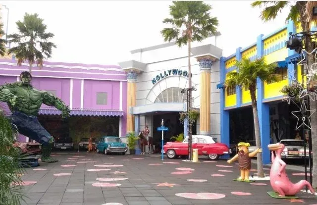 zona hollywood
