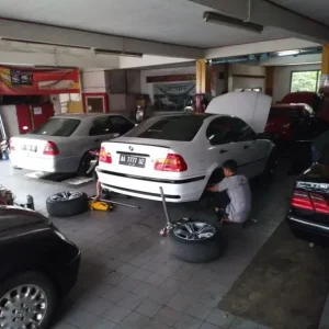 bengkel mobil
