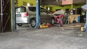 bengkel mobil