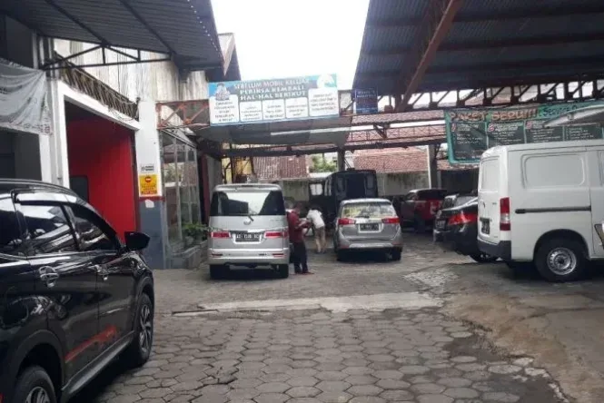 bengkel mobil surakarta