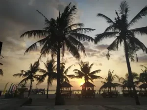pantai akkarena makassar