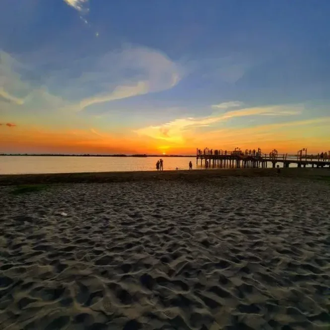 pantai akkarena makassar by agus aqm 2021 03 24