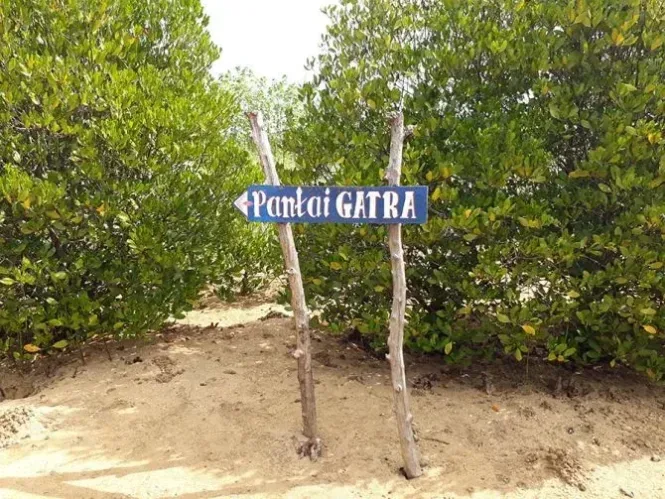 pantai gatra malang selatan by makhda puspita 2018 06 26