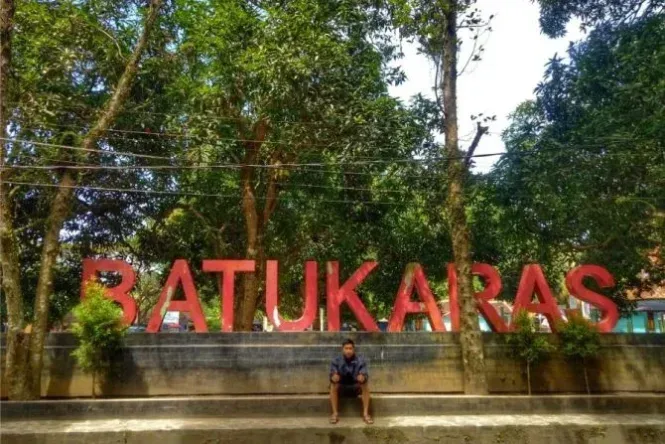 pantai batu karas pangandaran by adi 2022 07 18