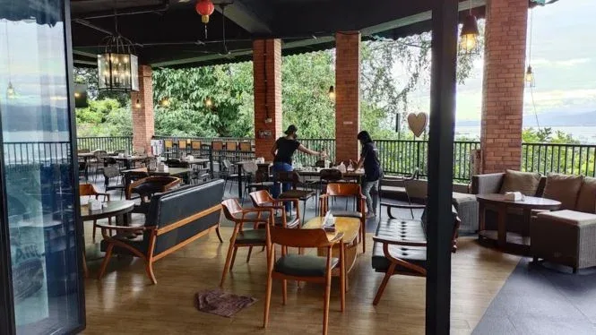 5 restoran di ambon