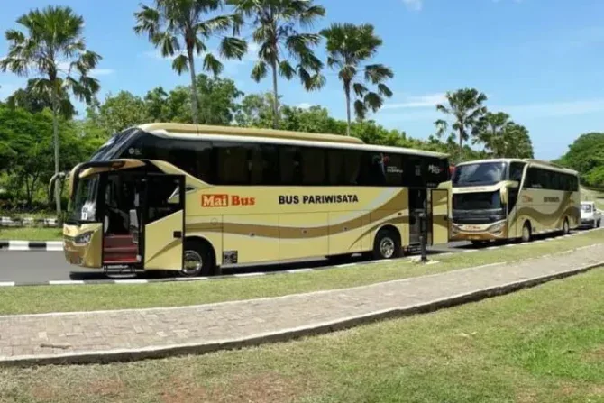 sewa bus pariwisata bali