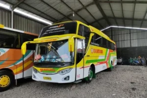 sewa bus pariwisata garut