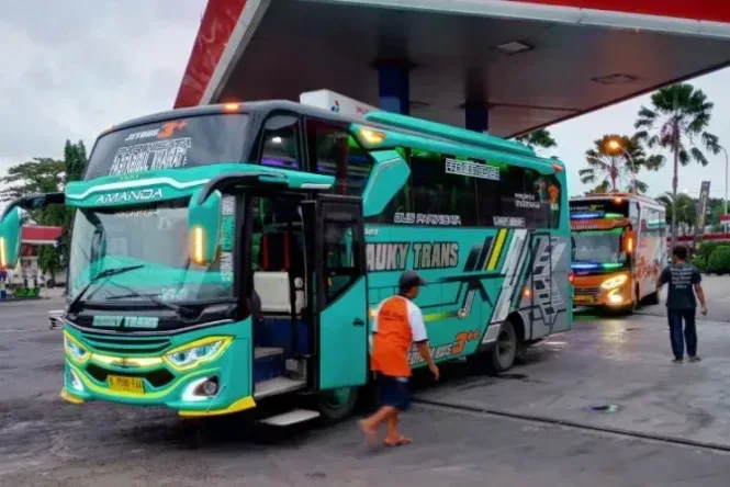 sewa bus pariwisata tegal