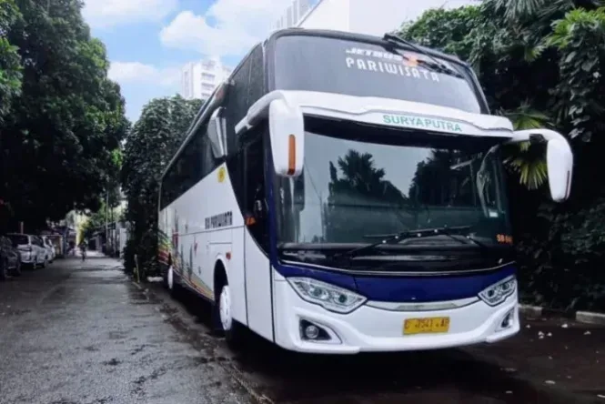 sewa bus pariwisata jakarta pusat