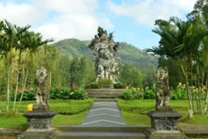 kebun raya bedugul
