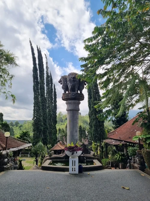 vihara dharma giri 2