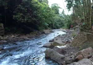 air terjun batu lantang