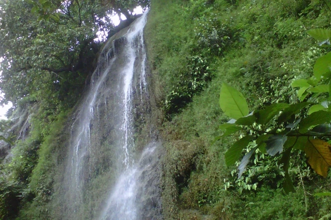 air terjun gulingan