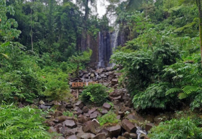 air terjun watu lapis