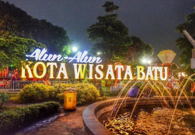 alun alun kota batu