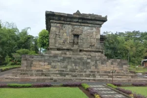Candi Badut Malang