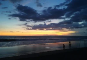 keunikan pantai berawa