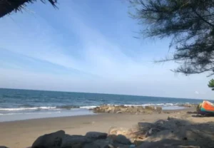 pantai baluk rening