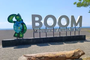 Pantai Boom