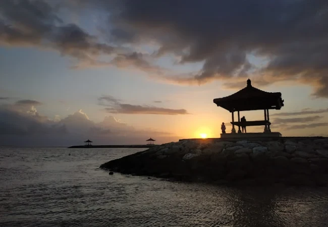 pantai karang seleg