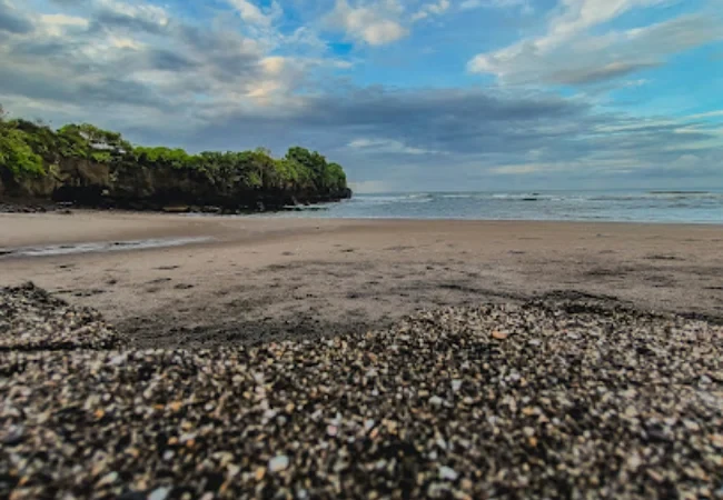 pantai kelecung
