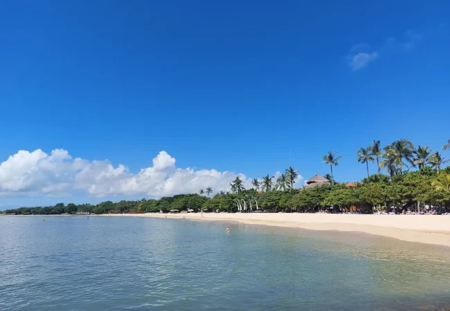 pantai nusa dua