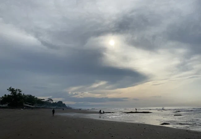 pantai perancak