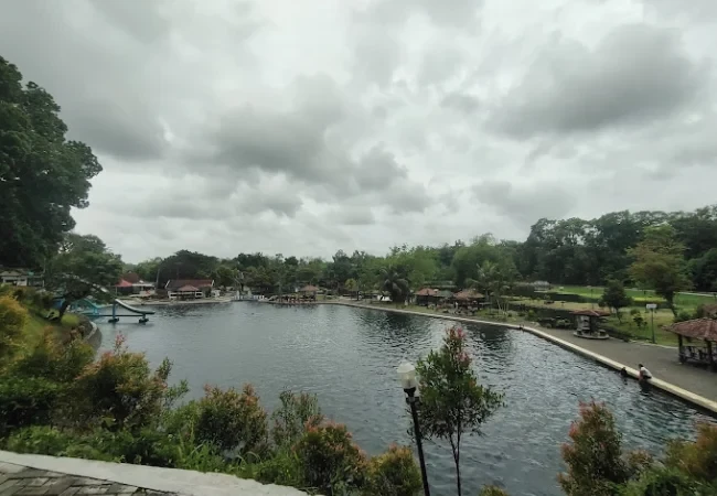pemandian alam selokambang