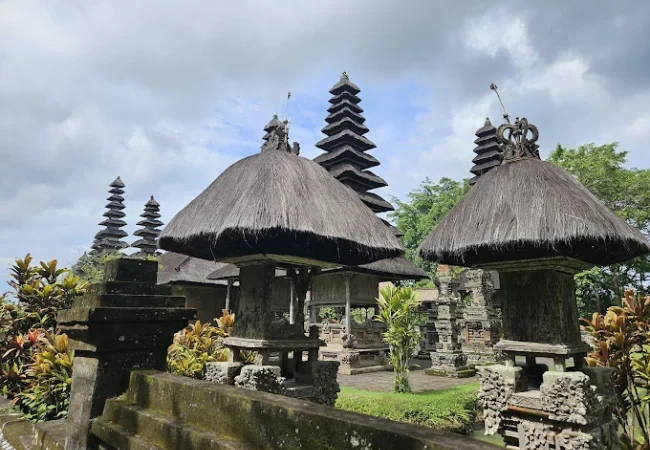pura luhur batukaru