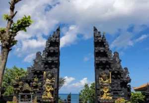 pura tanah lot