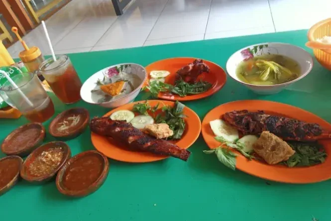 makanan khas muara teweh