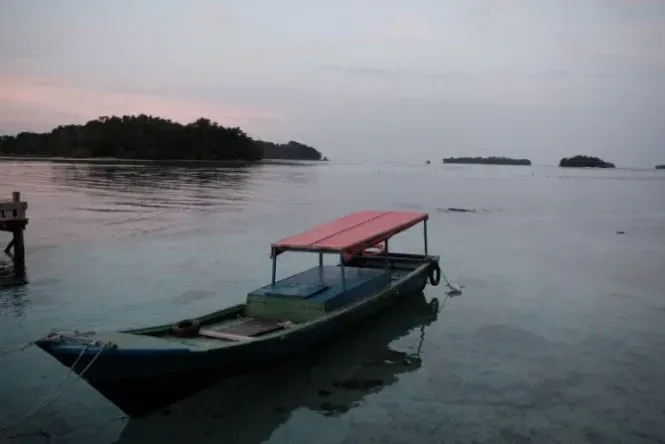 pulau genteng kecil